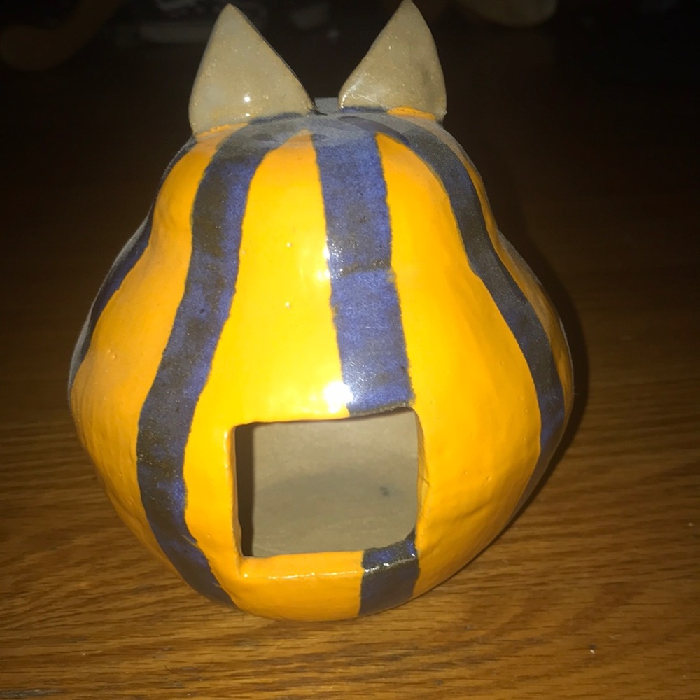 Lantern - Picture 2 of 2
